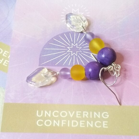 🍂🍁🍃 3/$25! Short Stack! Shimmering Leaf + Beads Dangle Earrings! - Picture 6 of 8